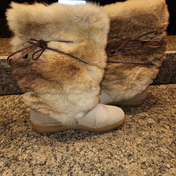 Vega Leather and Fur Boots, Size 39, Made In Italy - Picture 2 of 8